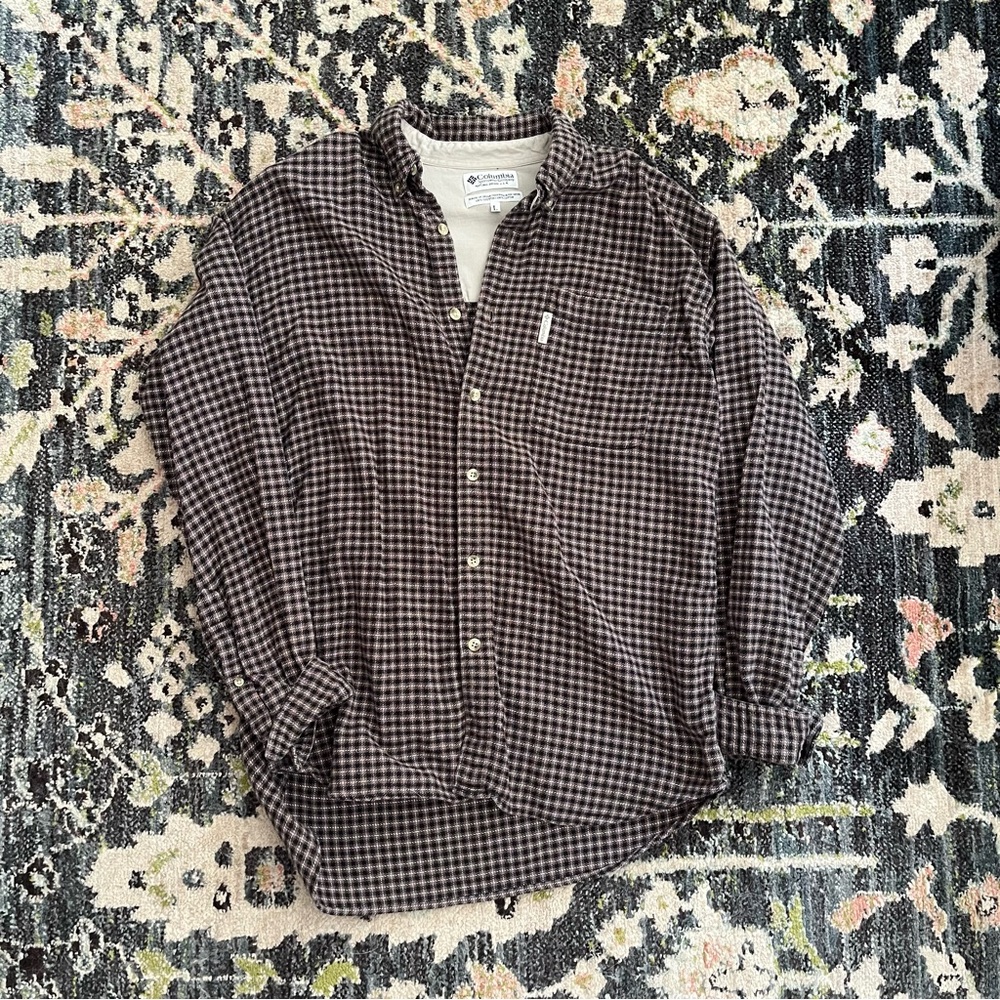 Brown and white Columbia button-up flannel! Size large
